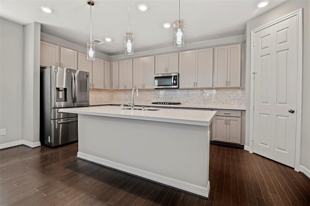 9408 Caddo Ridge Lane, Cypress, Texas image 6