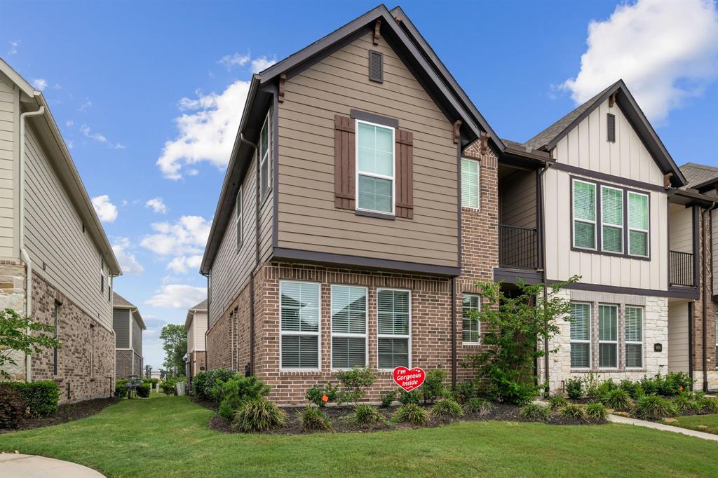 9408 Caddo Ridge Lane, Cypress, Texas image 2