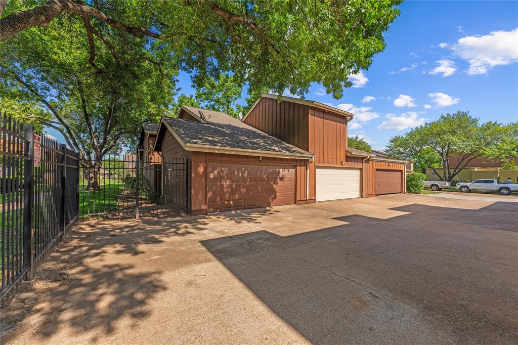 12574 Newbrook Drive, Houston, Texas image 28