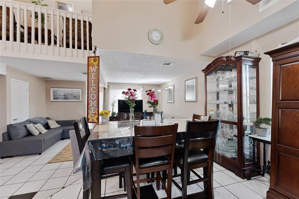 12574 Newbrook Drive, Houston, Texas image 3