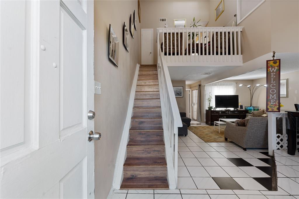 12574 Newbrook Drive, Houston, Texas image 1