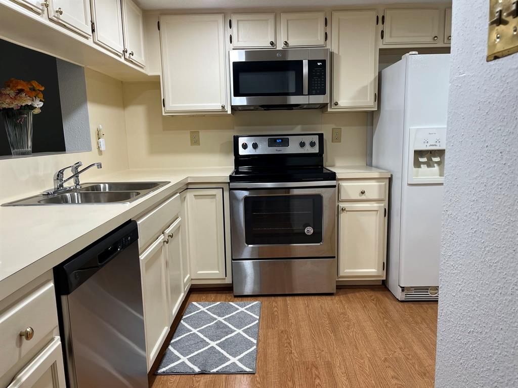 14911 Wunderlich Drive #211, Houston, Texas image 6