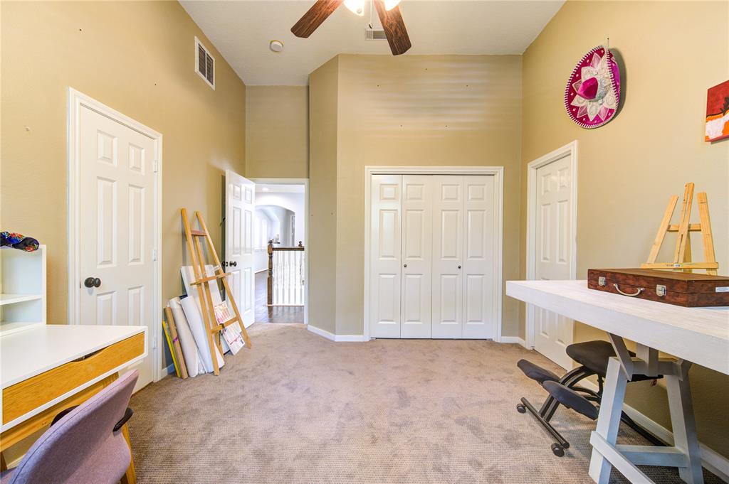 62 W Mirror Ridge Circle, The Woodlands, Texas image 42