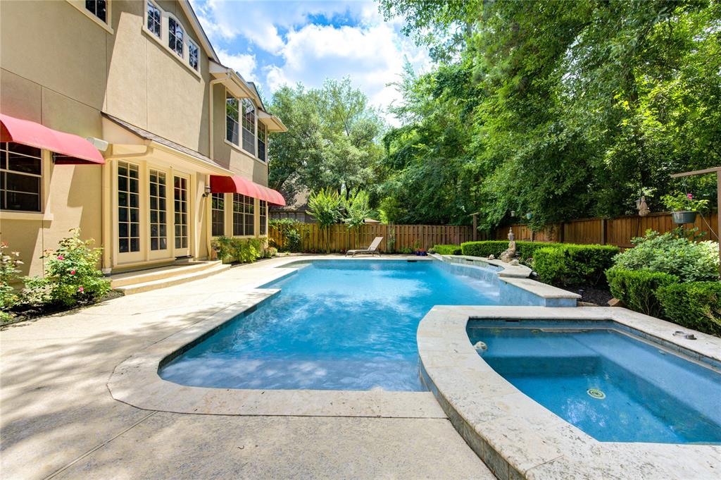 62 W Mirror Ridge Circle, The Woodlands, Texas image 48