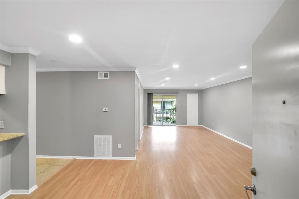3131 Cummins Street 66