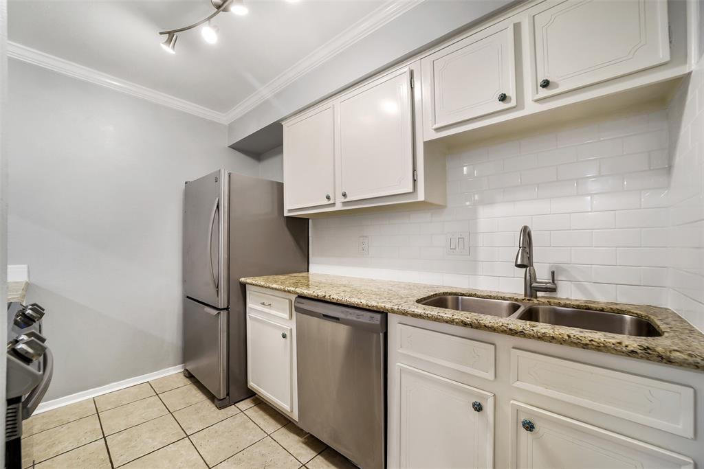 3131 Cummins Street 66