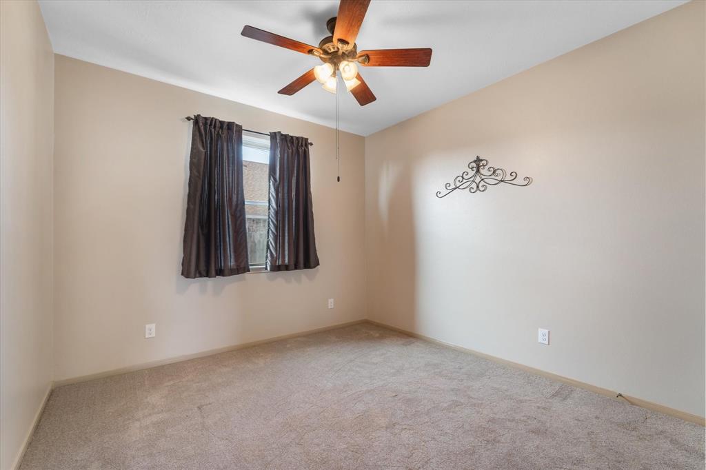 9707 Indian Trail, Baytown, Texas image 20