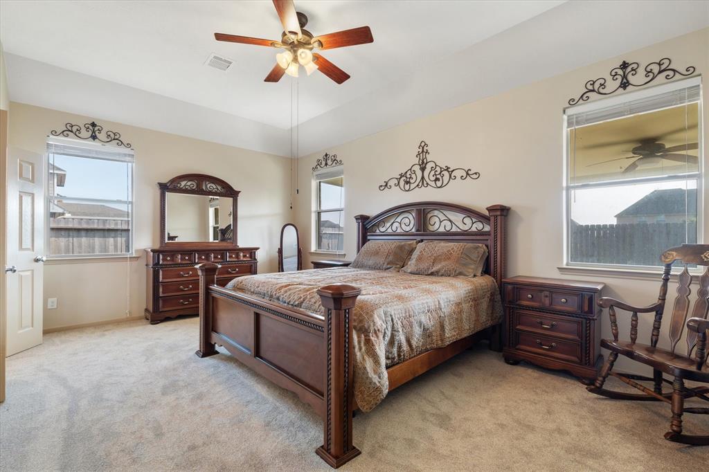 9707 Indian Trail, Baytown, Texas image 12