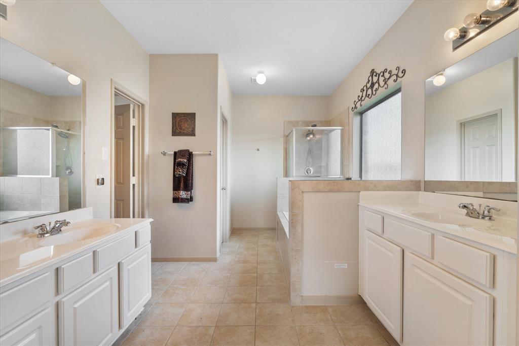 9707 Indian Trail, Baytown, Texas image 15