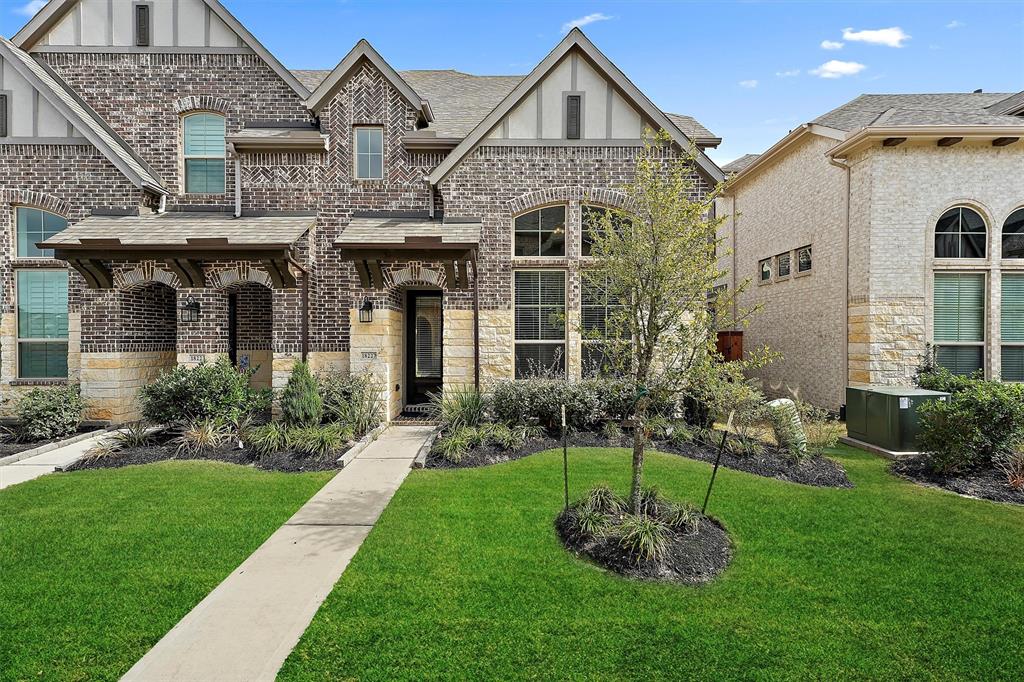 18227 Lakepoint Ridge Lane, Cypress, Texas image 1