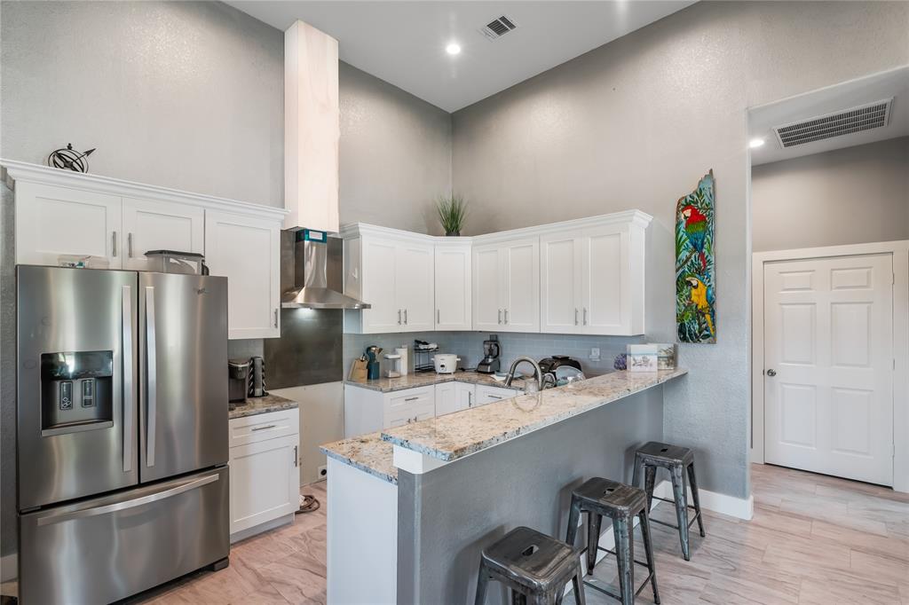 506 Jenni Lane, San Leon, Texas image 4