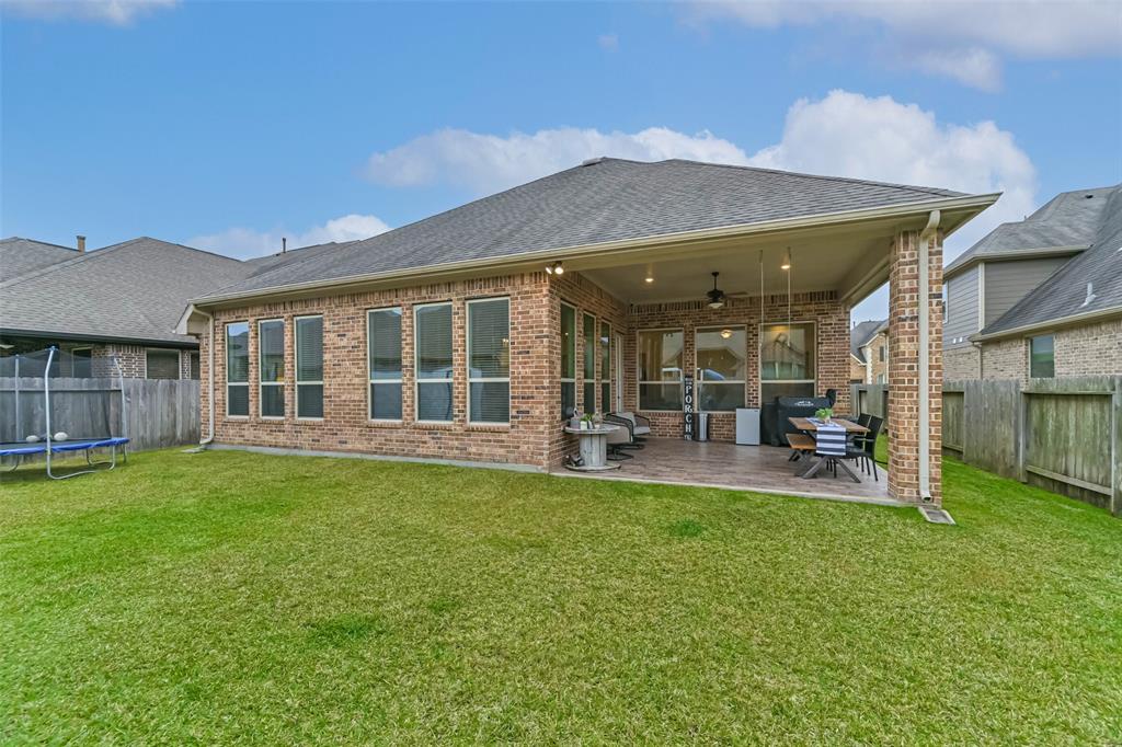 1612 Morning Island Court, Friendswood, Texas image 24
