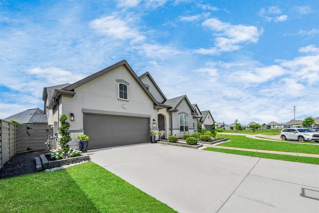 2106 Berry Trace Court