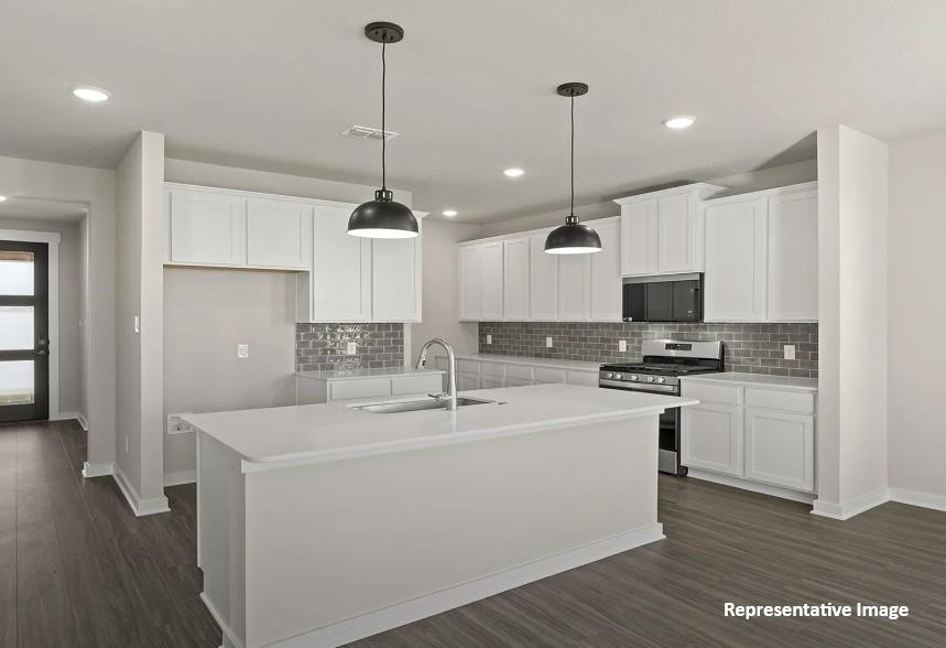 225 Sandhill Grove Trail, Waller, Texas image 3