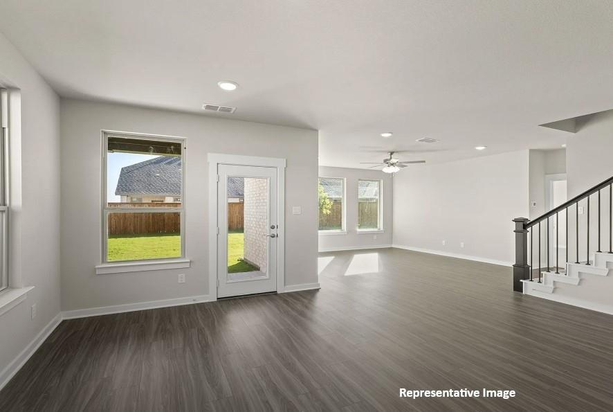 225 Sandhill Grove Trail, Waller, Texas image 6