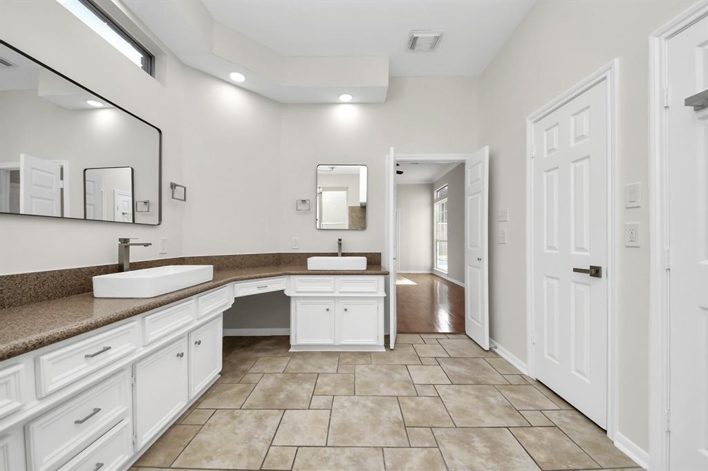 2807 Cedarville Drive, Kingwood, Texas image 24