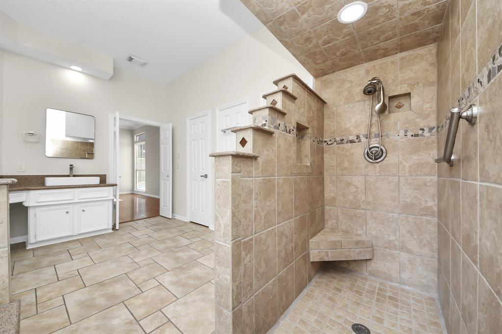 2807 Cedarville Drive, Kingwood, Texas image 35