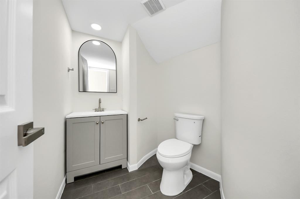 2807 Cedarville Drive, Kingwood, Texas image 34
