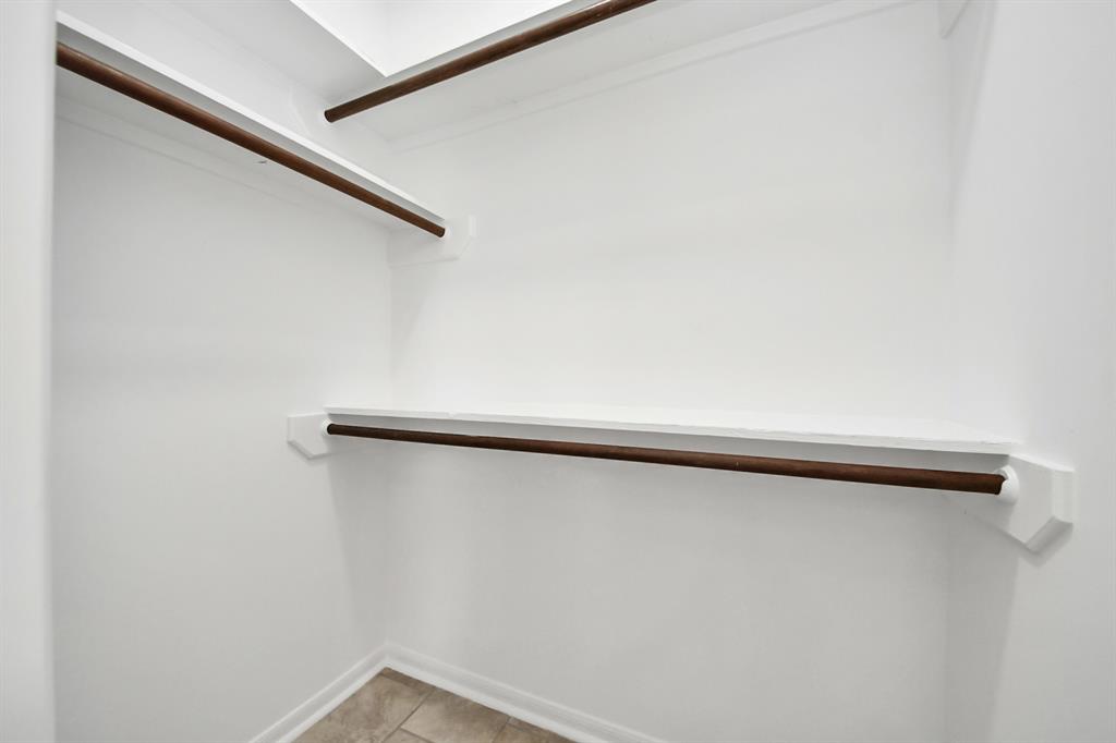 2807 Cedarville Drive, Kingwood, Texas image 36