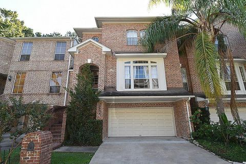Townhouse in Houston TX 12634 Briar Patch Road.jpg