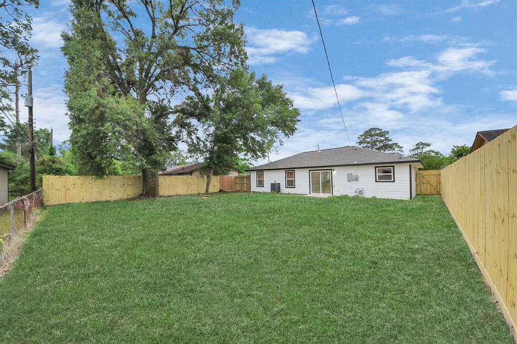 11418 Ribstone Drive, Houston, Texas image 2