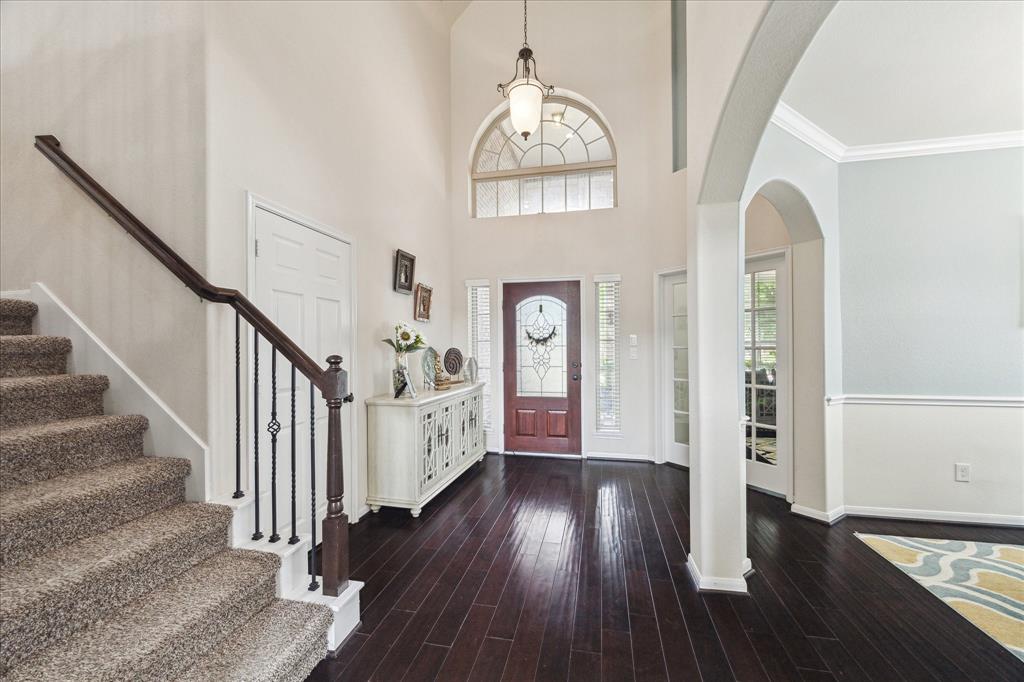 5346 Kristen Circle, Sugar Land, Texas image 4