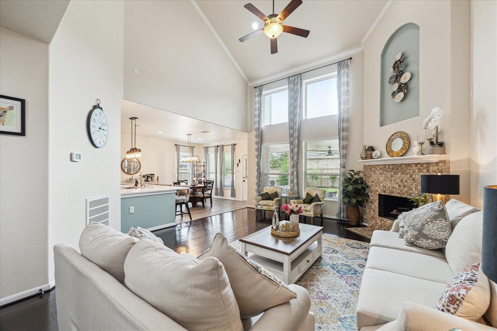 5346 Kristen Circle, Sugar Land, Texas image 7