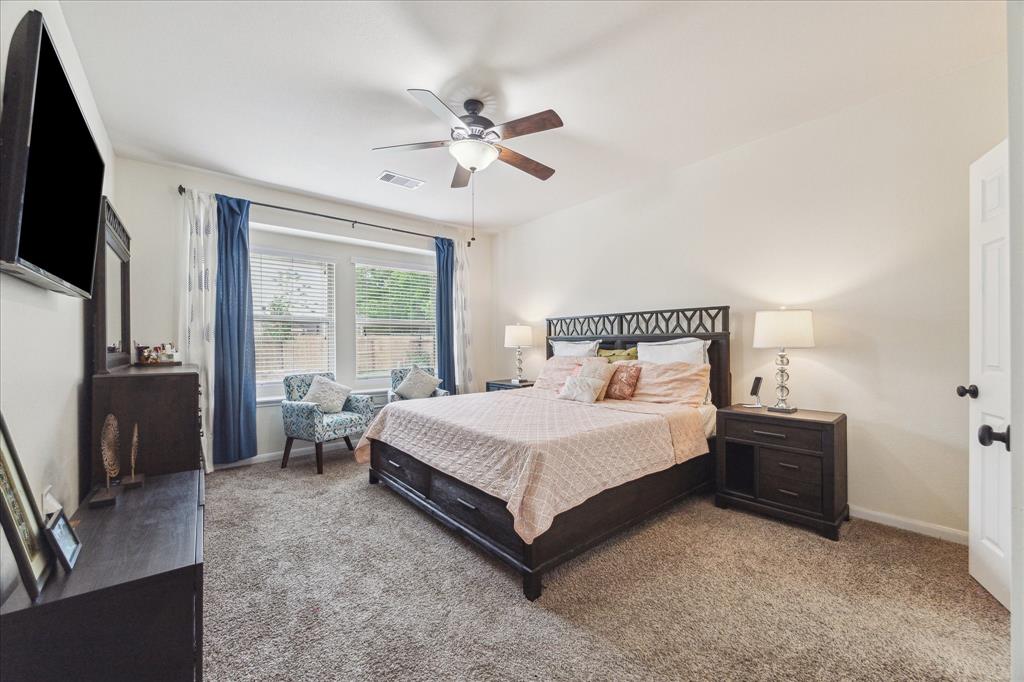 5346 Kristen Circle, Sugar Land, Texas image 13