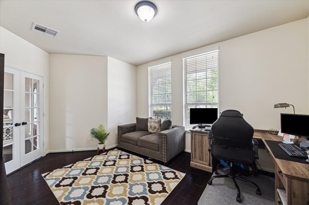 5346 Kristen Circle, Sugar Land, Texas image 5