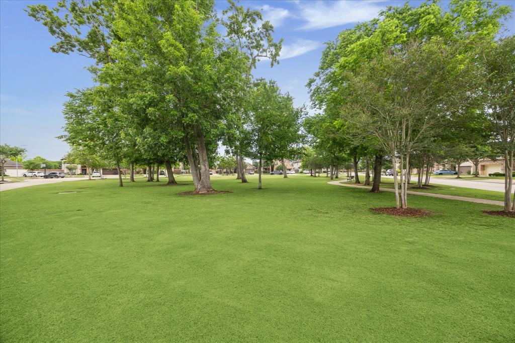 5346 Kristen Circle, Sugar Land, Texas image 25