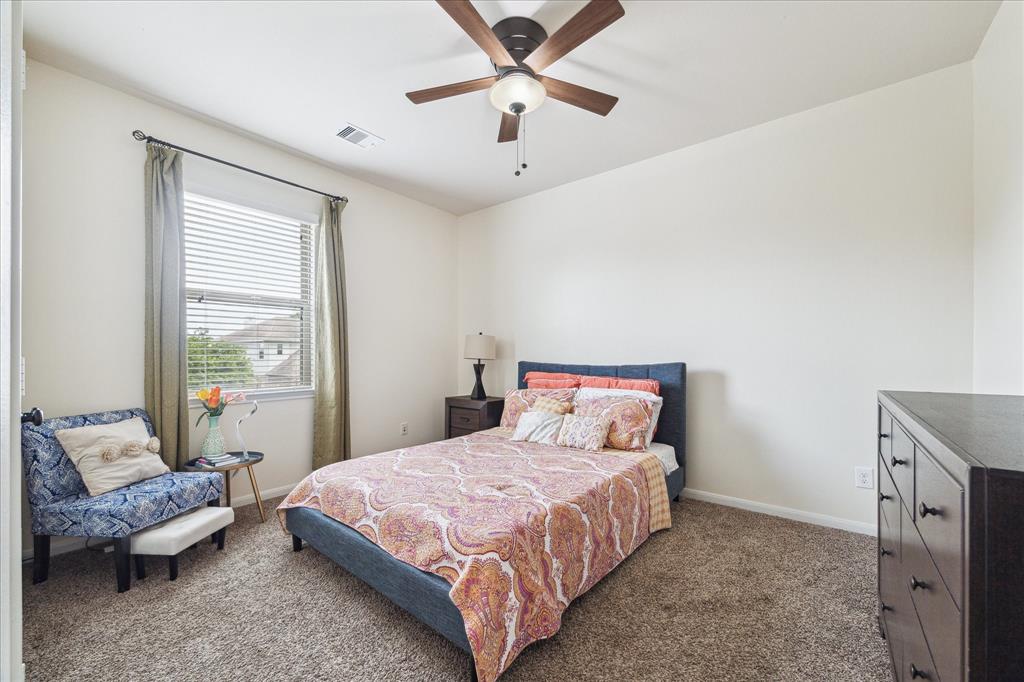 5346 Kristen Circle, Sugar Land, Texas image 22