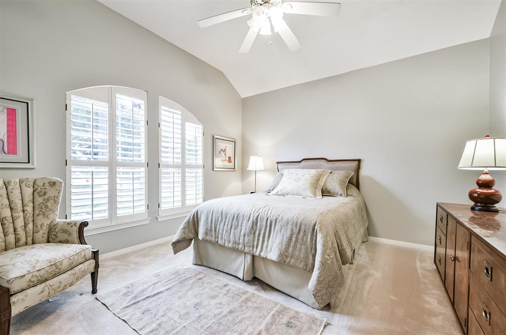 2703 Silver Bough Circle, Houston, Texas image 23