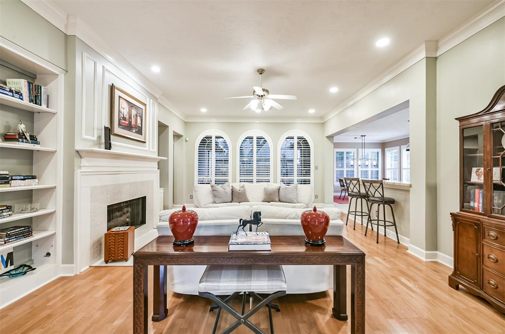 2703 Silver Bough Circle, Houston, Texas image 7