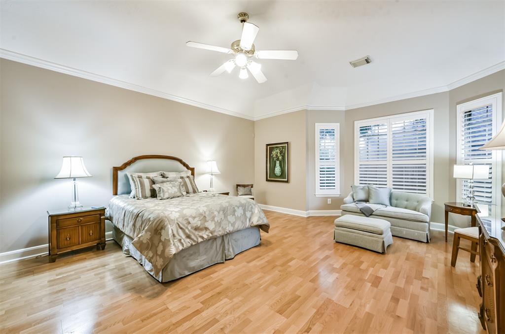 2703 Silver Bough Circle, Houston, Texas image 18