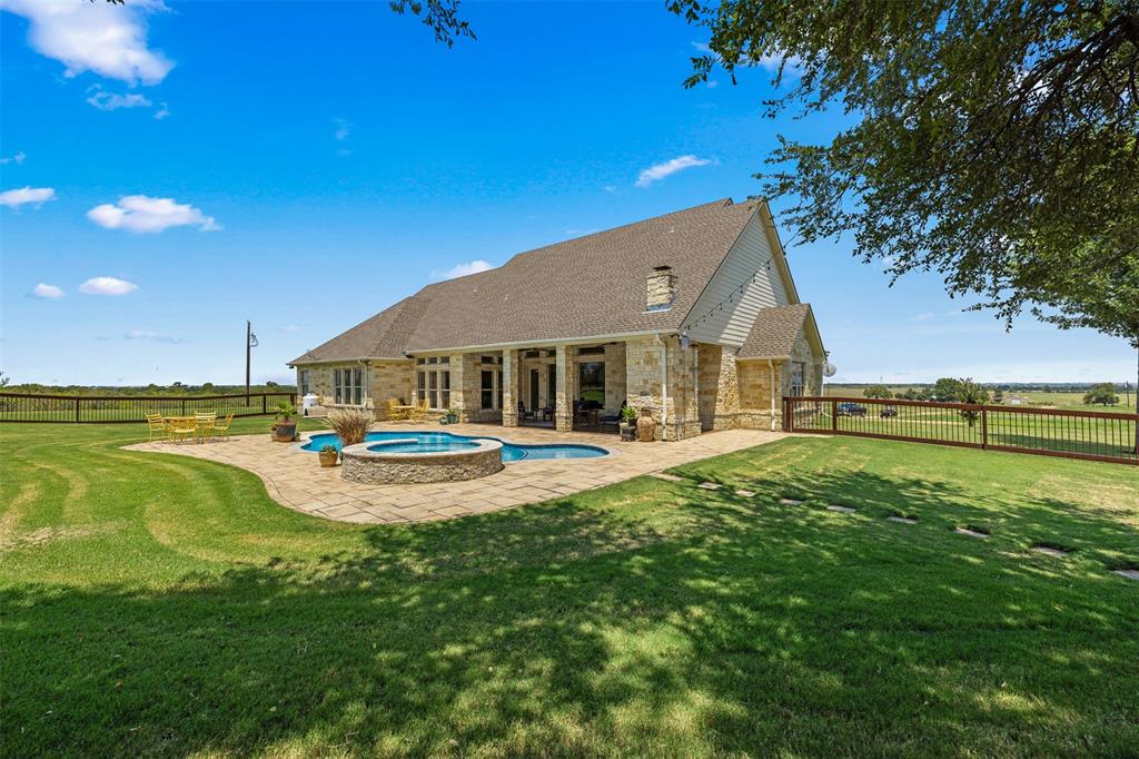 1701 Starlight St, Cameron, Texas image 13