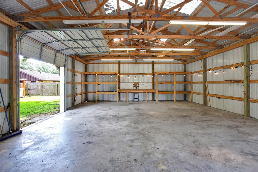 1531 Avenue D, Danbury, Texas image 47