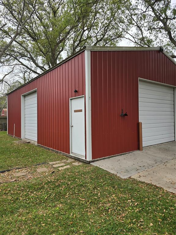 1531 Avenue D, Danbury, Texas image 45