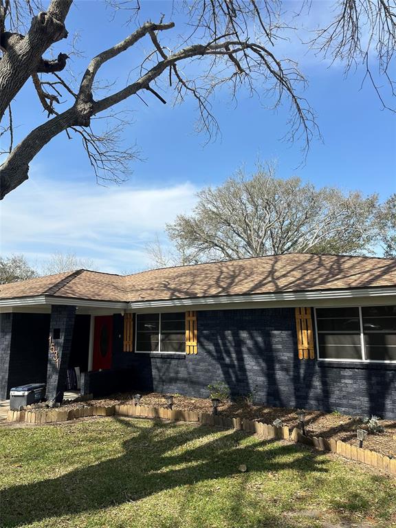 1531 Avenue D, Danbury, Texas image 3