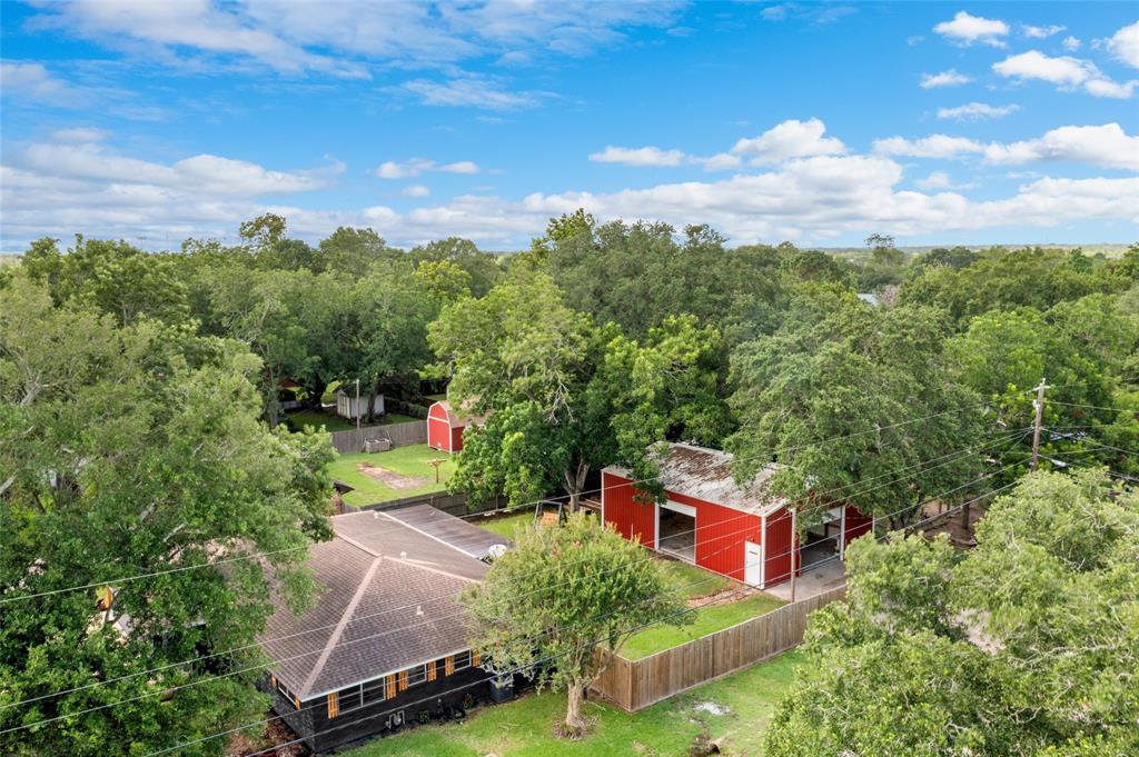 1531 Avenue D, Danbury, Texas image 48