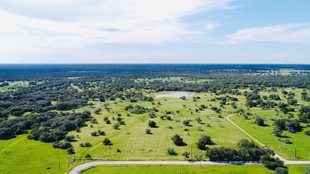 10 Garrett Road, Yoakum, Texas image 17