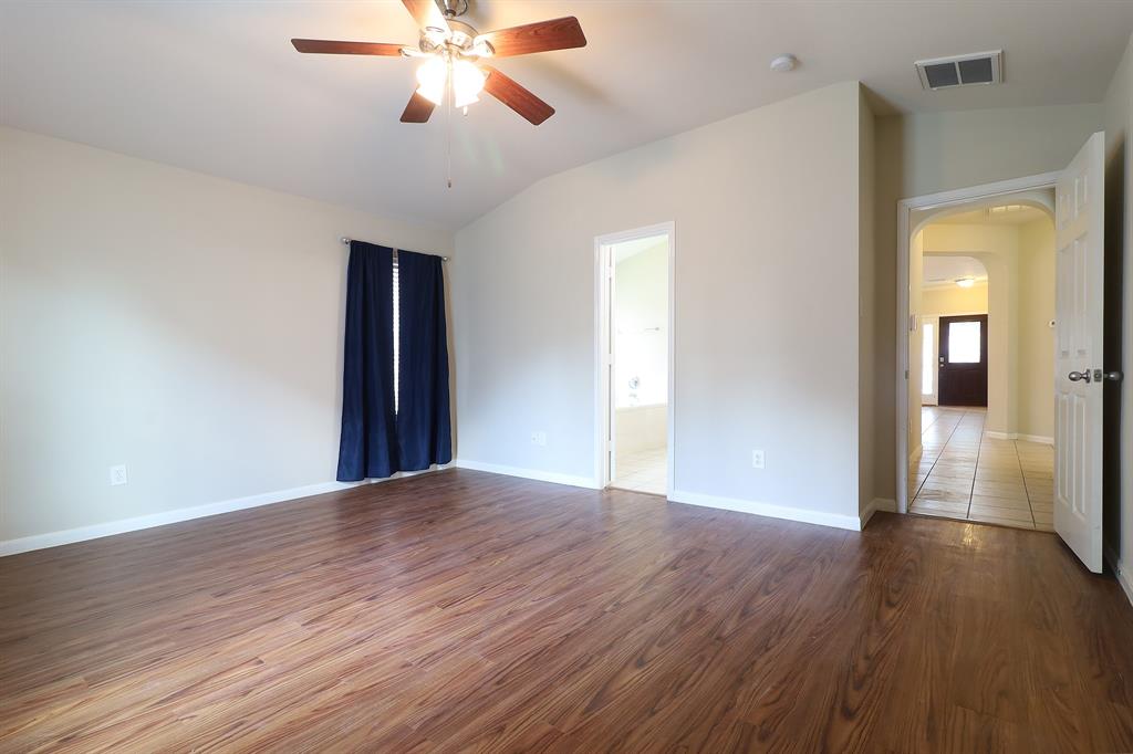 29746 Legends Green Drive, Spring, Texas image 16