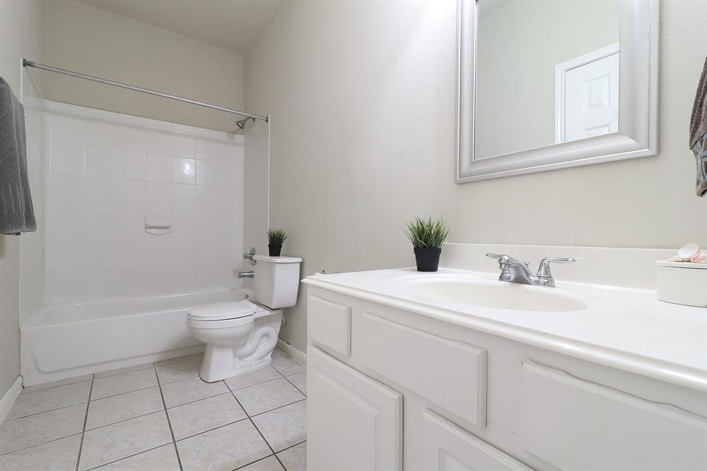 29746 Legends Green Drive, Spring, Texas image 25