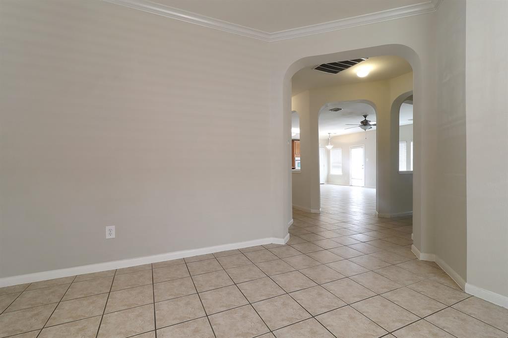29746 Legends Green Drive, Spring, Texas image 7