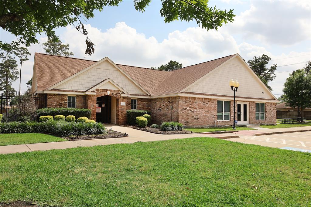 29746 Legends Green Drive, Spring, Texas image 34