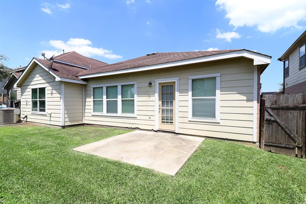 29746 Legends Green Drive, Spring, Texas image 32