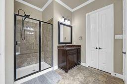 211 N Vershire Circle, The Woodlands, Texas image 9