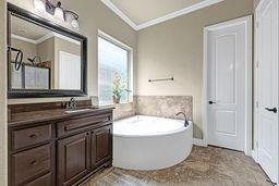 211 N Vershire Circle, The Woodlands, Texas image 8