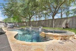211 N Vershire Circle, The Woodlands, Texas image 24