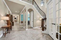 211 N Vershire Circle, The Woodlands, Texas image 2