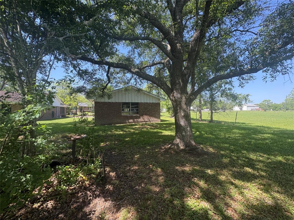 15903 Hickory Drive, Alvin, Texas image 7